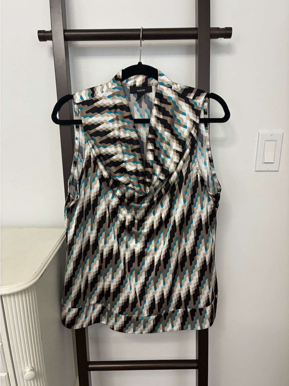 Alfani Sleeveless top. Size XL. Geometric Drape Neck Top in Teal and Black.